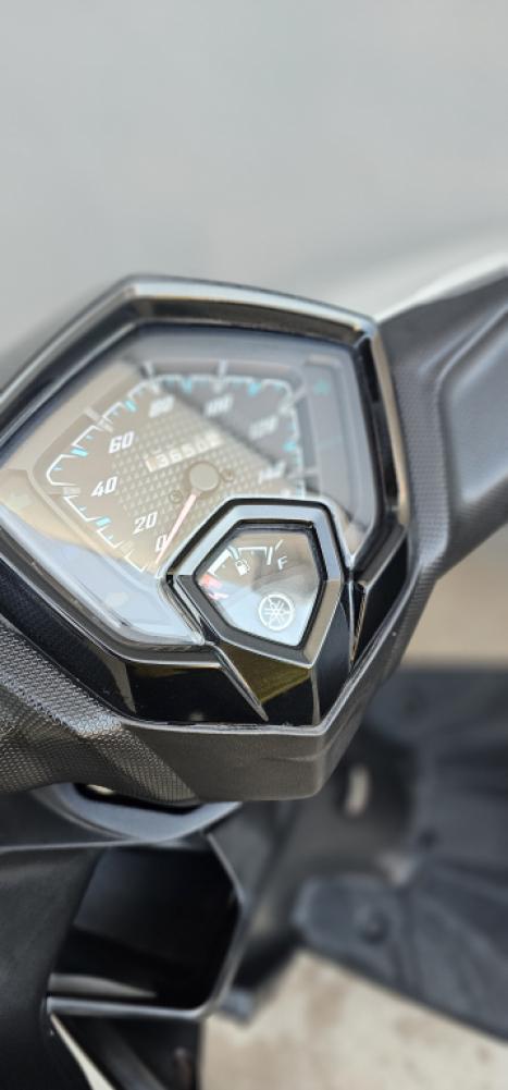 YAMAHA Neo UBS 125 , Foto 3