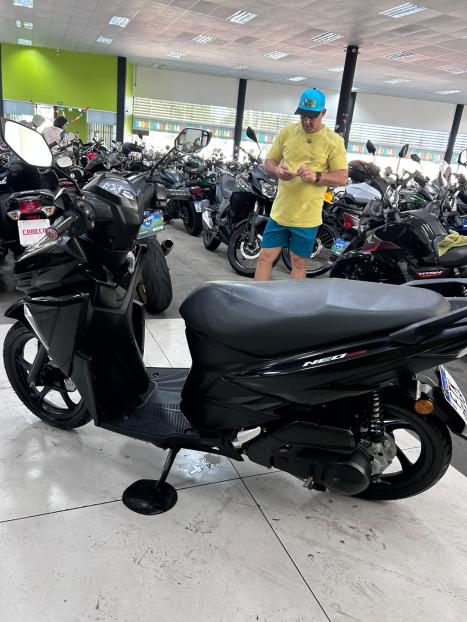 YAMAHA Neo UBS 125 , Foto 3