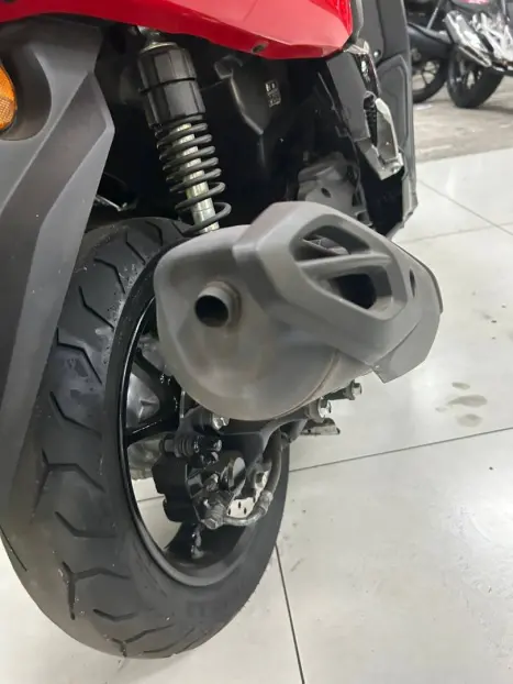 YAMAHA NMax 160 , Foto 4