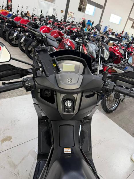 YAMAHA NMax 160 , Foto 9
