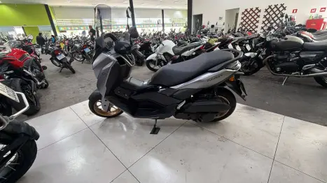 YAMAHA NMax 160 , Foto 6