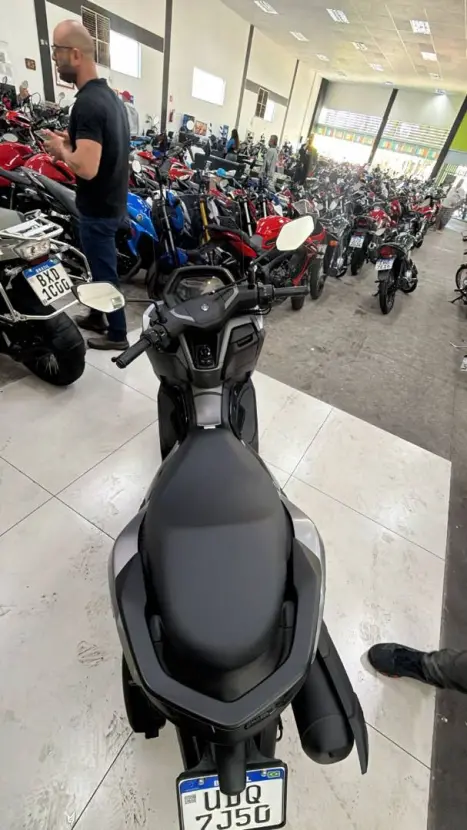 YAMAHA NMax 160 , Foto 8