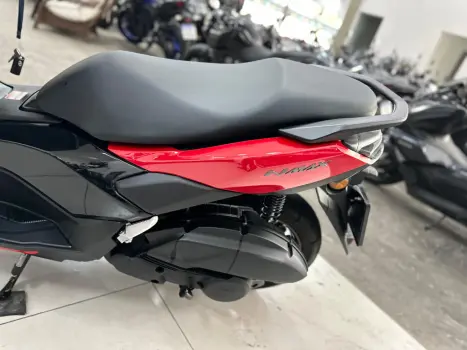 YAMAHA NMax 160 ABS, Foto 3