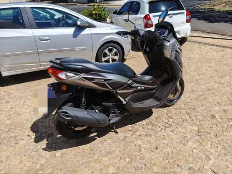 YAMAHA NMax 160 ABS, Foto 3