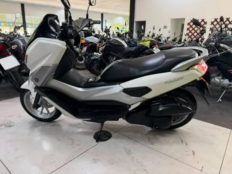YAMAHA NMax 160 ABS, Foto 2