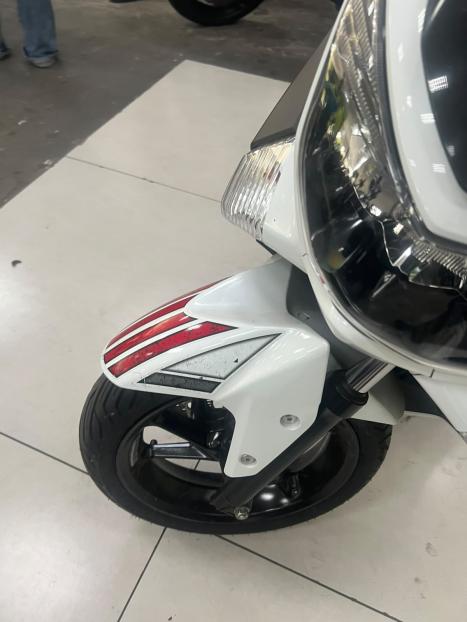 YAMAHA NMax 160 ABS, Foto 3