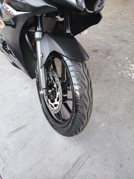 YAMAHA R 15 , Foto 7