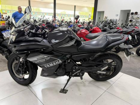 YAMAHA XJ6 600 , Foto 7