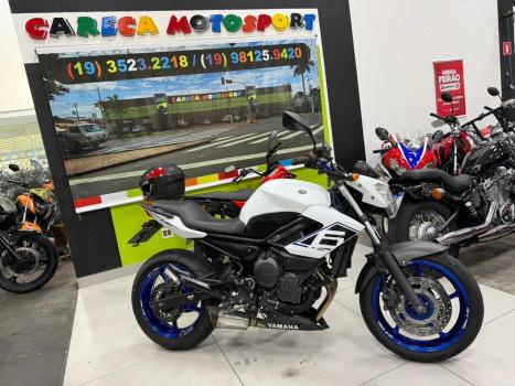 YAMAHA XJ6 600 , Foto 1