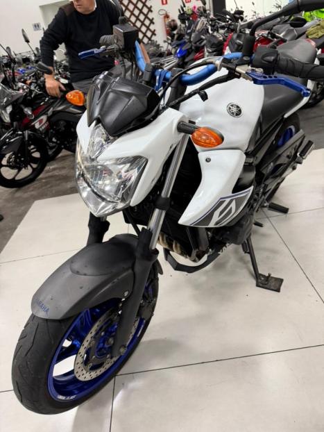 YAMAHA XJ6 600 , Foto 6