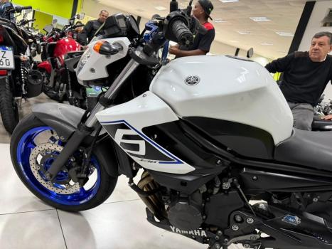 YAMAHA XJ6 600 , Foto 7