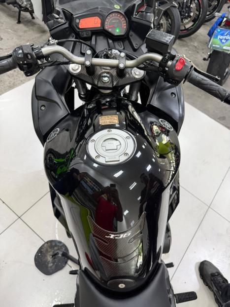 YAMAHA XJ6 600 , Foto 5