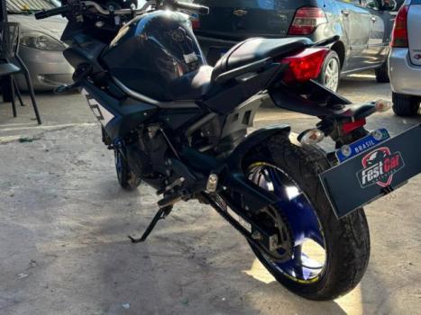 YAMAHA XJ6 600 F, Foto 4