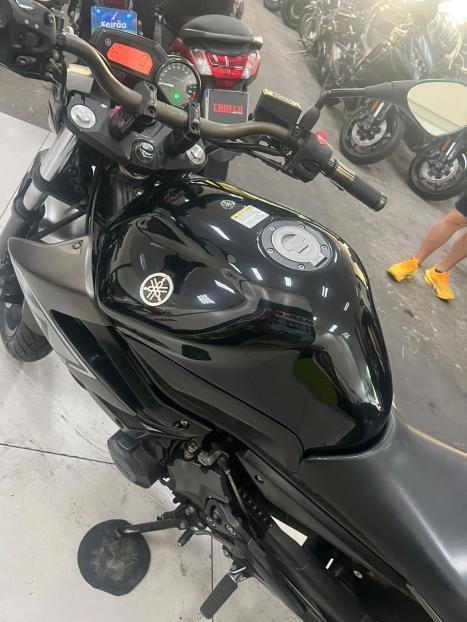 YAMAHA XJ6 600 F, Foto 10