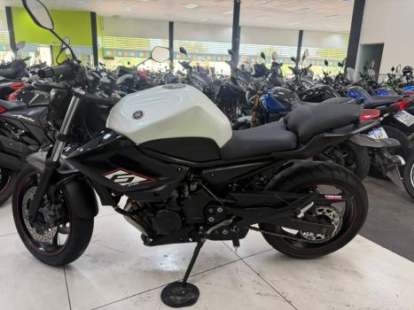 YAMAHA XJ6 600 F, Foto 7