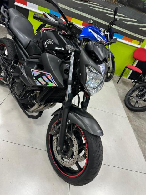 YAMAHA XJ6 600 N, Foto 5