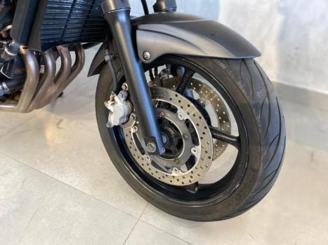 YAMAHA XJ6 600 N, Foto 4