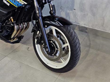 YAMAHA XJ6 600 N, Foto 7