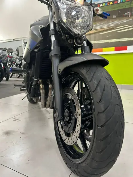 YAMAHA XJ6 600 N, Foto 7