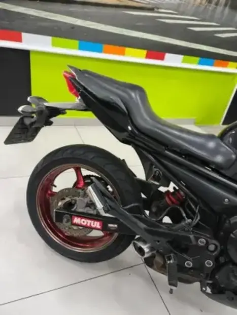 YAMAHA XJ6 600 N, Foto 8