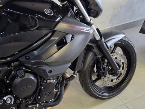 YAMAHA XJ6 600 N, Foto 5