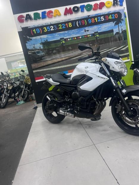 YAMAHA XJ6 600 N, Foto 1
