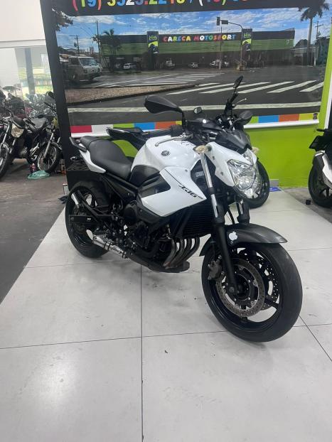 YAMAHA XJ6 600 N, Foto 11