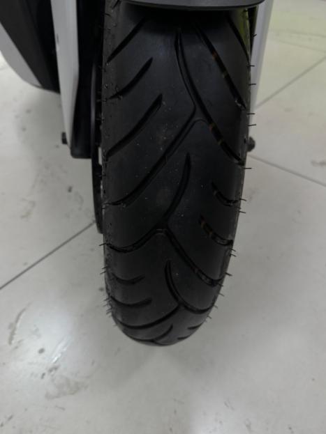 YAMAHA Xmax 250 , Foto 3