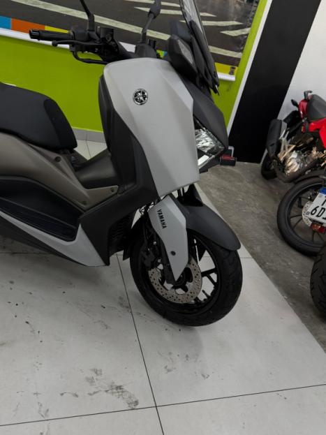 YAMAHA Xmax 250 , Foto 9