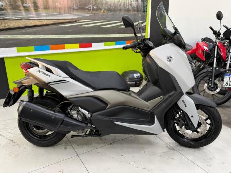 YAMAHA Xmax 250 , Foto 2
