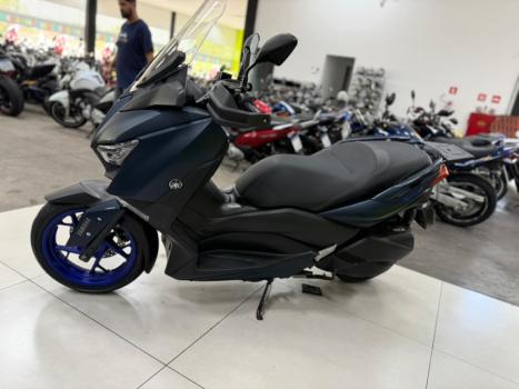 YAMAHA Xmax 250 , Foto 3