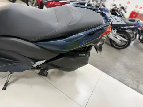YAMAHA Xmax 250 , Foto 6