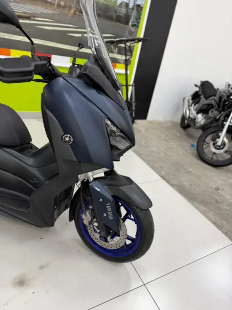 YAMAHA Xmax 250 , Foto 10