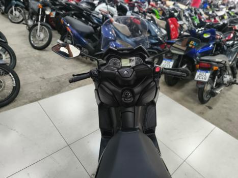 YAMAHA Xmax 250 , Foto 9