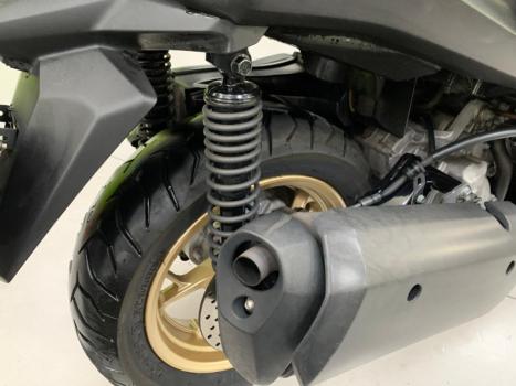 YAMAHA Xmax 250 , Foto 8