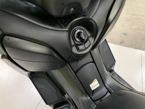 YAMAHA Xmax 250 , Foto 10