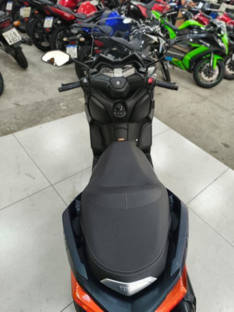 YAMAHA Xmax 250 , Foto 3