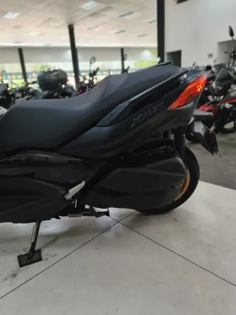 YAMAHA Xmax 250 , Foto 9