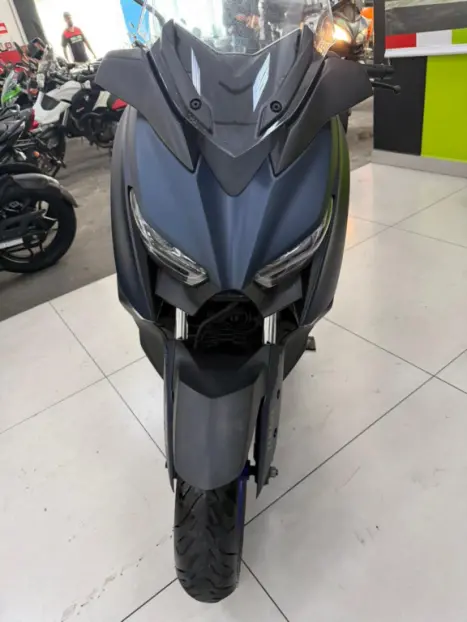 YAMAHA Xmax 250 , Foto 10