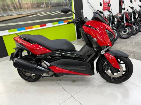 YAMAHA XMax 250 , Foto 4