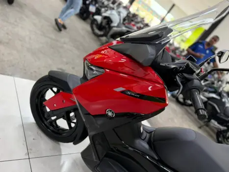 YAMAHA XMax 250 , Foto 16