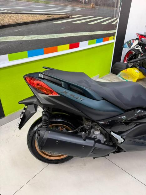 YAMAHA XMax 250 , Foto 2