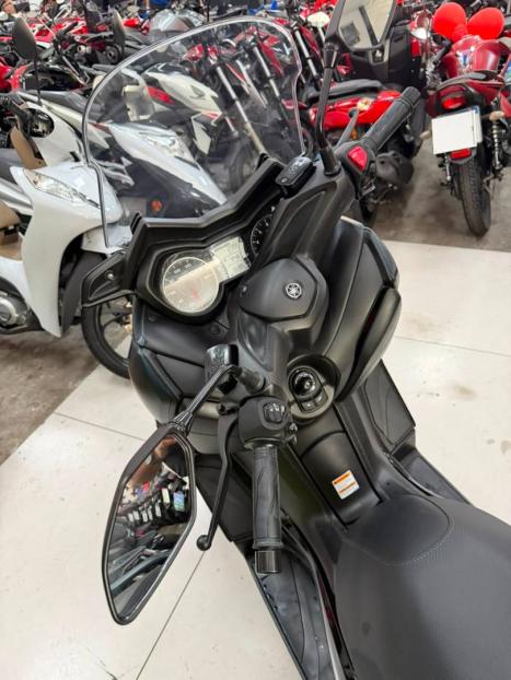 YAMAHA XMax 250 , Foto 9