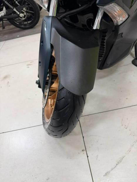 YAMAHA XMax 250 , Foto 12