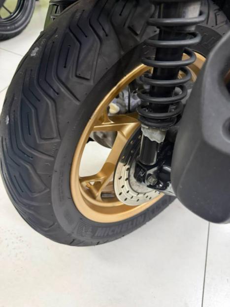 YAMAHA XMax 250 , Foto 16