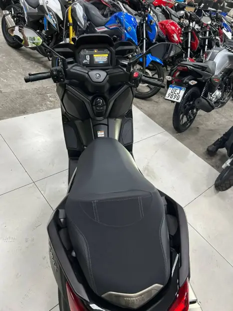 YAMAHA XMax 300 , Foto 5