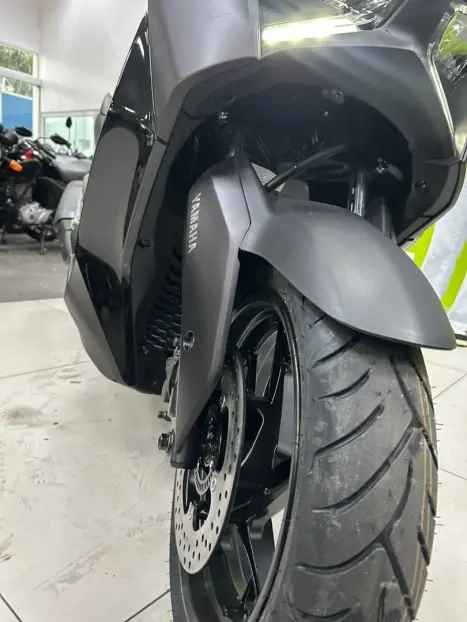 YAMAHA XMax 300 , Foto 7