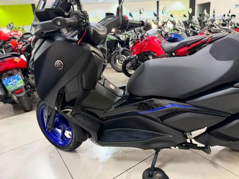YAMAHA XMax 300 , Foto 3
