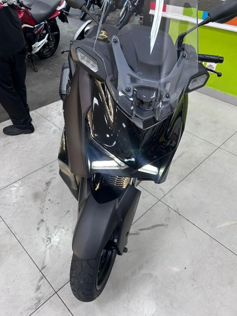 YAMAHA XMax 300 , Foto 4