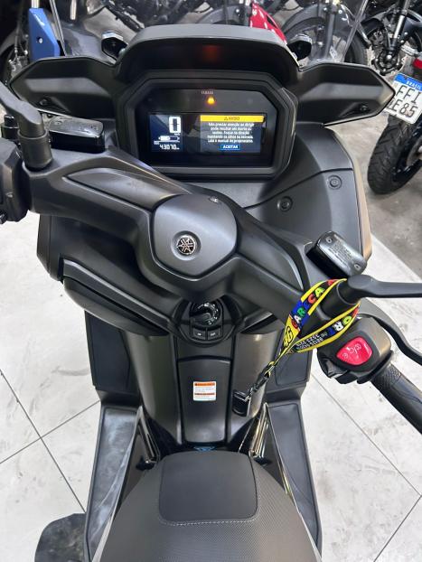 YAMAHA XMax 300 , Foto 7